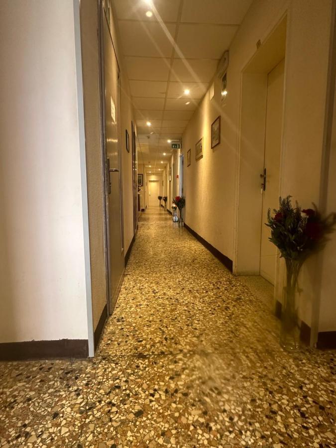 Pensione Trento Mestre Esterno foto