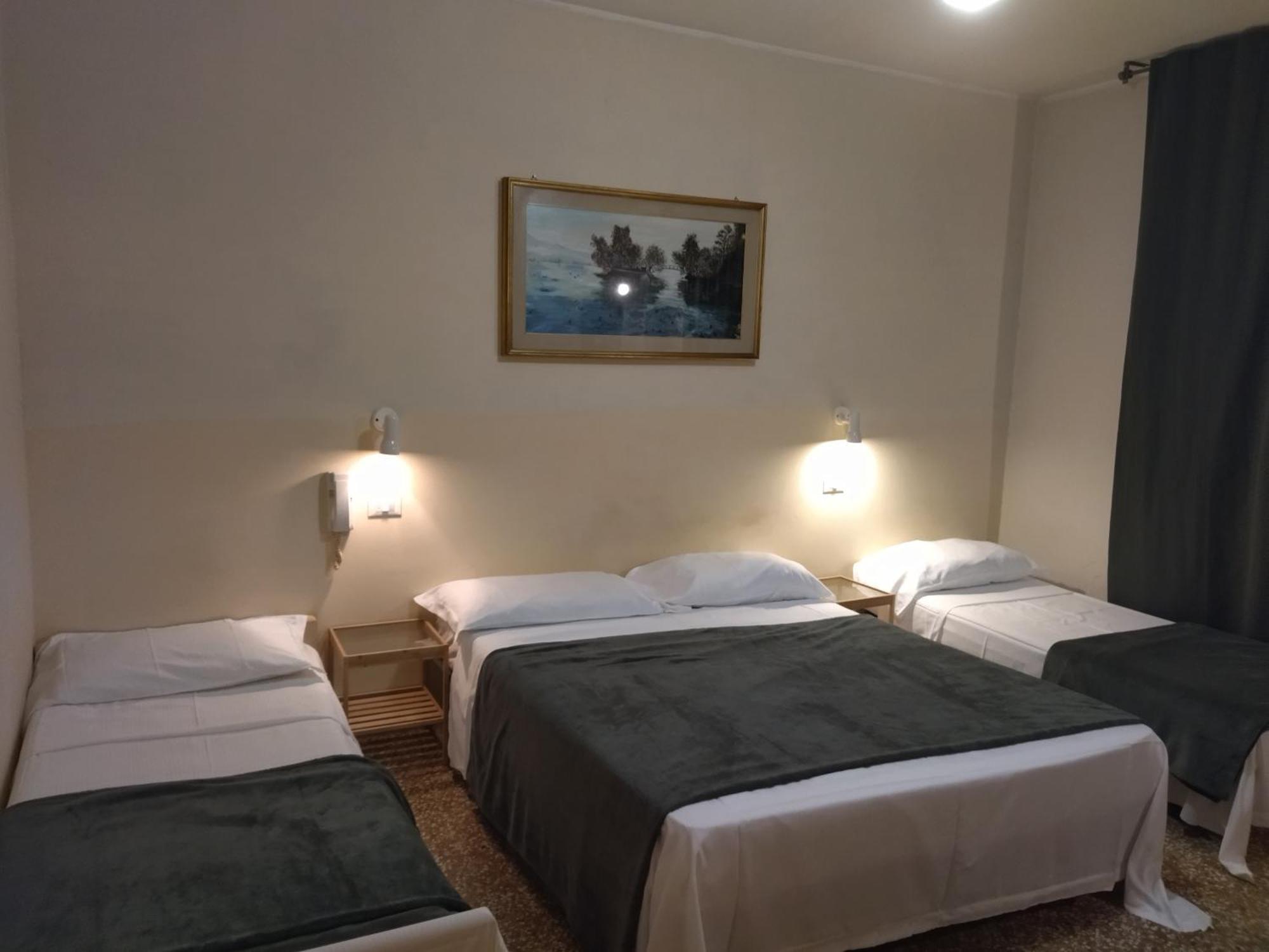 Pensione Trento Mestre Esterno foto