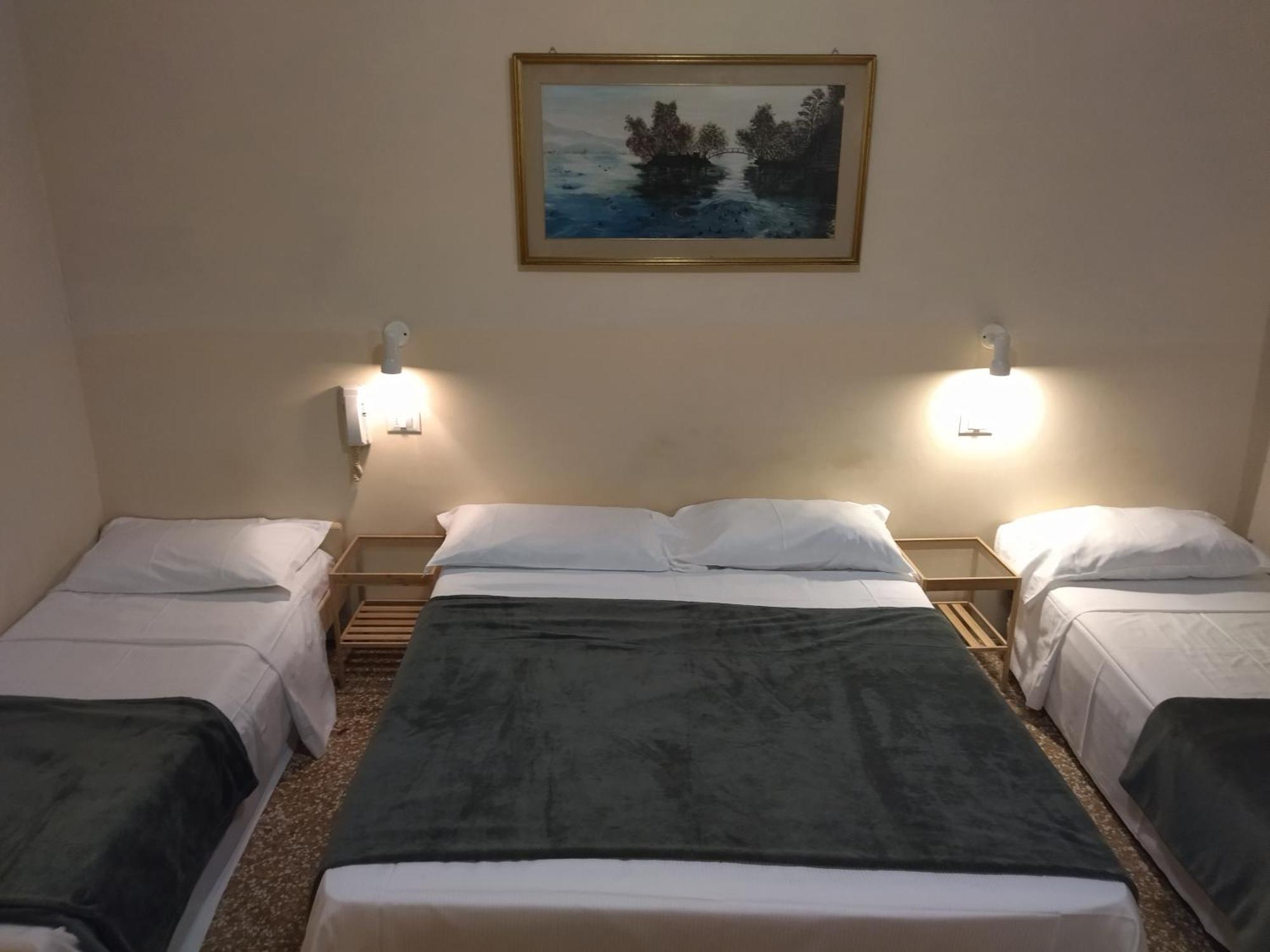 Pensione Trento Mestre Esterno foto