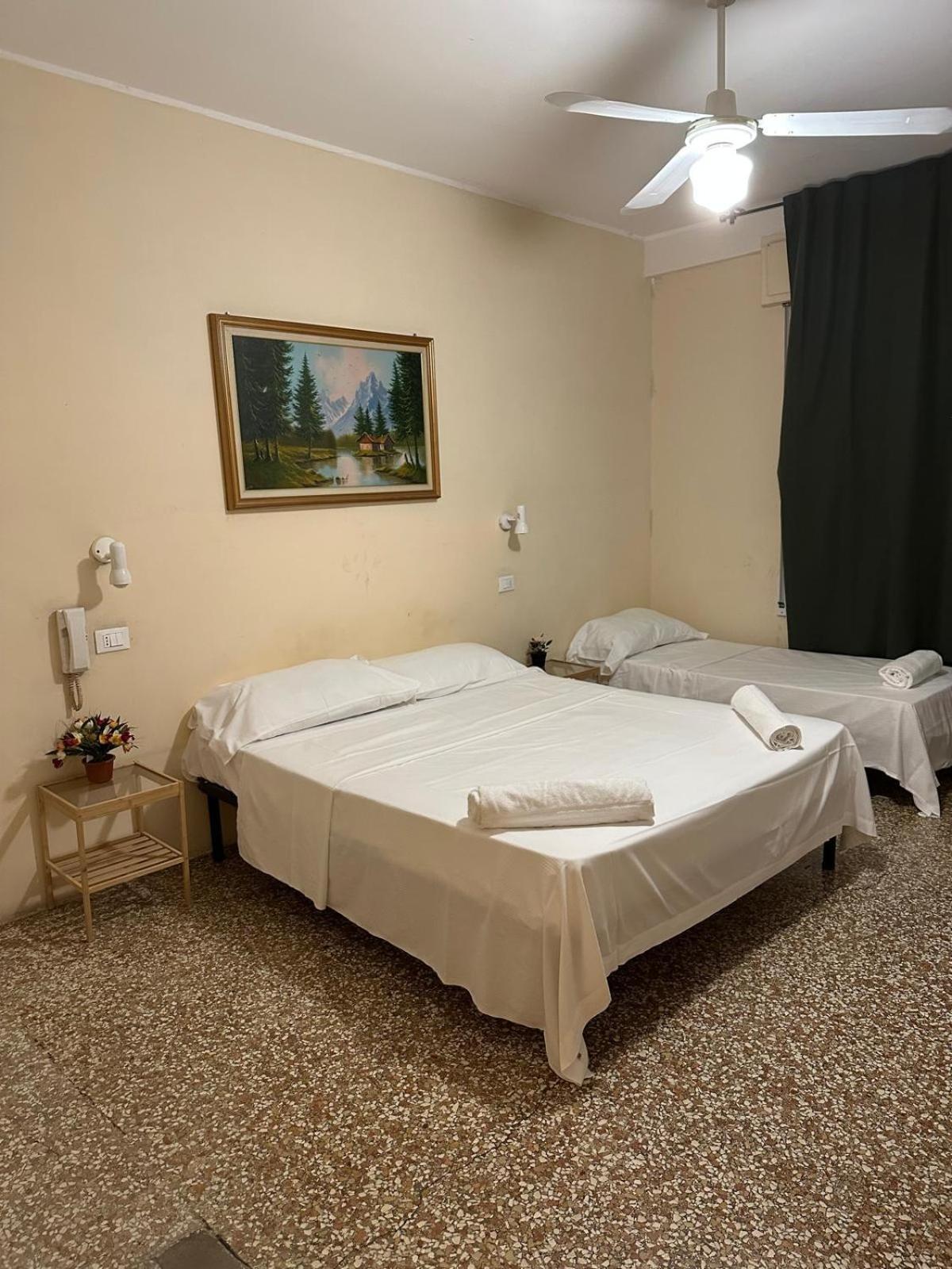 Pensione Trento Mestre Esterno foto